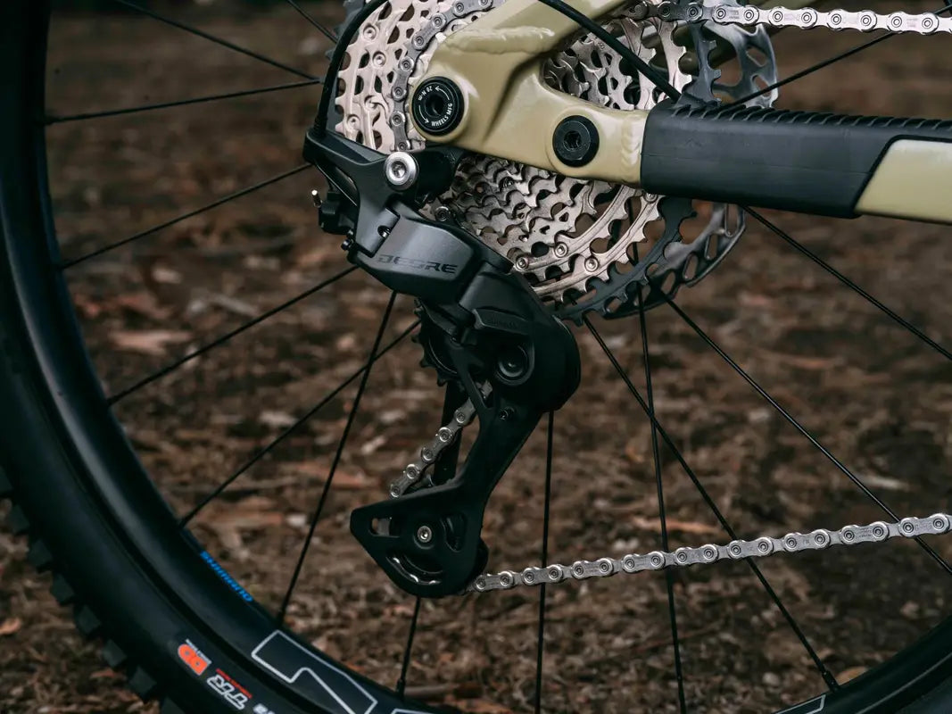 Desviador Trasero SHIMANO DEORE RD-M7200-SGS 12V Patilla Larga