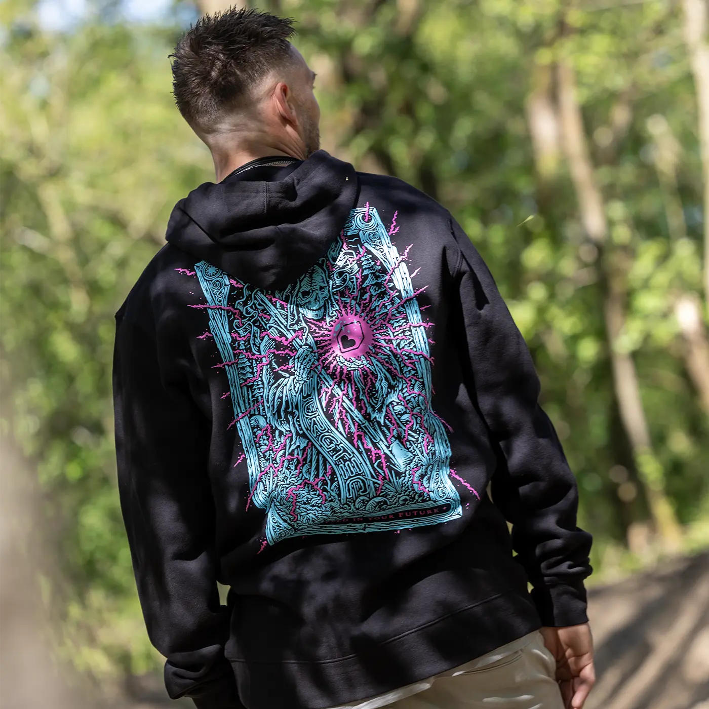 Sudadera con capucha BURGTEC TARROT negra
