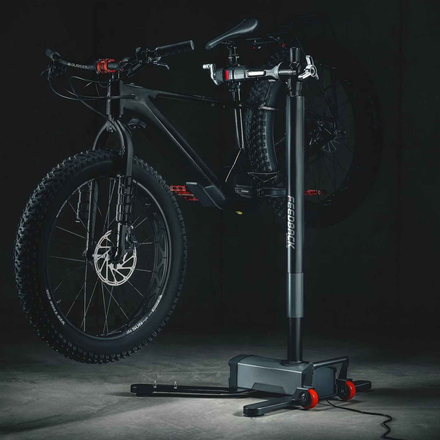 Soporte eléctrico para taller FEEDBACK SPORTS Pro E-Lift