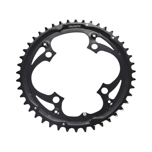 Plato exterior SRAM MTB 104BCD de 9/10 velocidades, 4 agujeros, 104 mm — vista del plato sobre fondo blanco