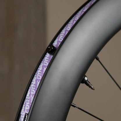 Instalación de la cinta de fondo de llanta tubeless DYNAMIC BARKEEPER