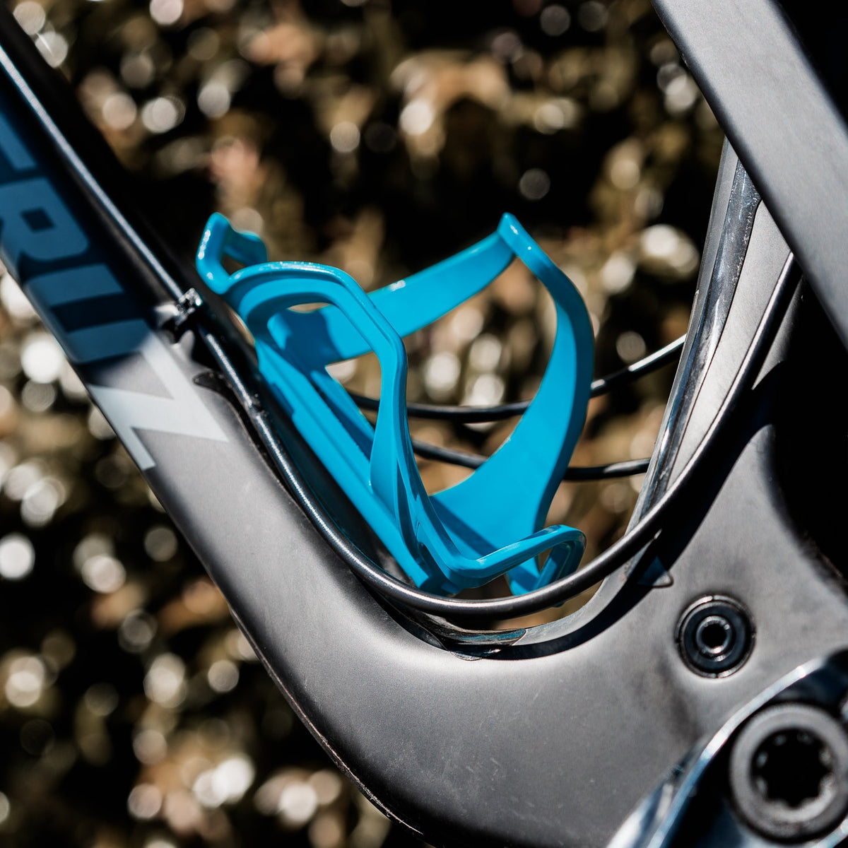 Portabidón LEZYNE FLOW CAGE E SL-R de extracción lateral derecha blanco