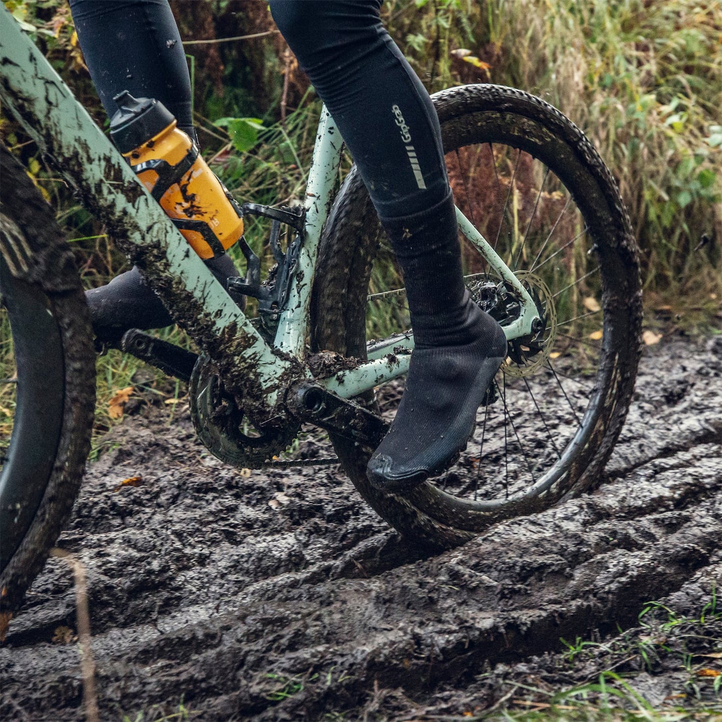 Cubrebota GRIPGRAB EXPLORER WATRPROOF GRAVEL Negro