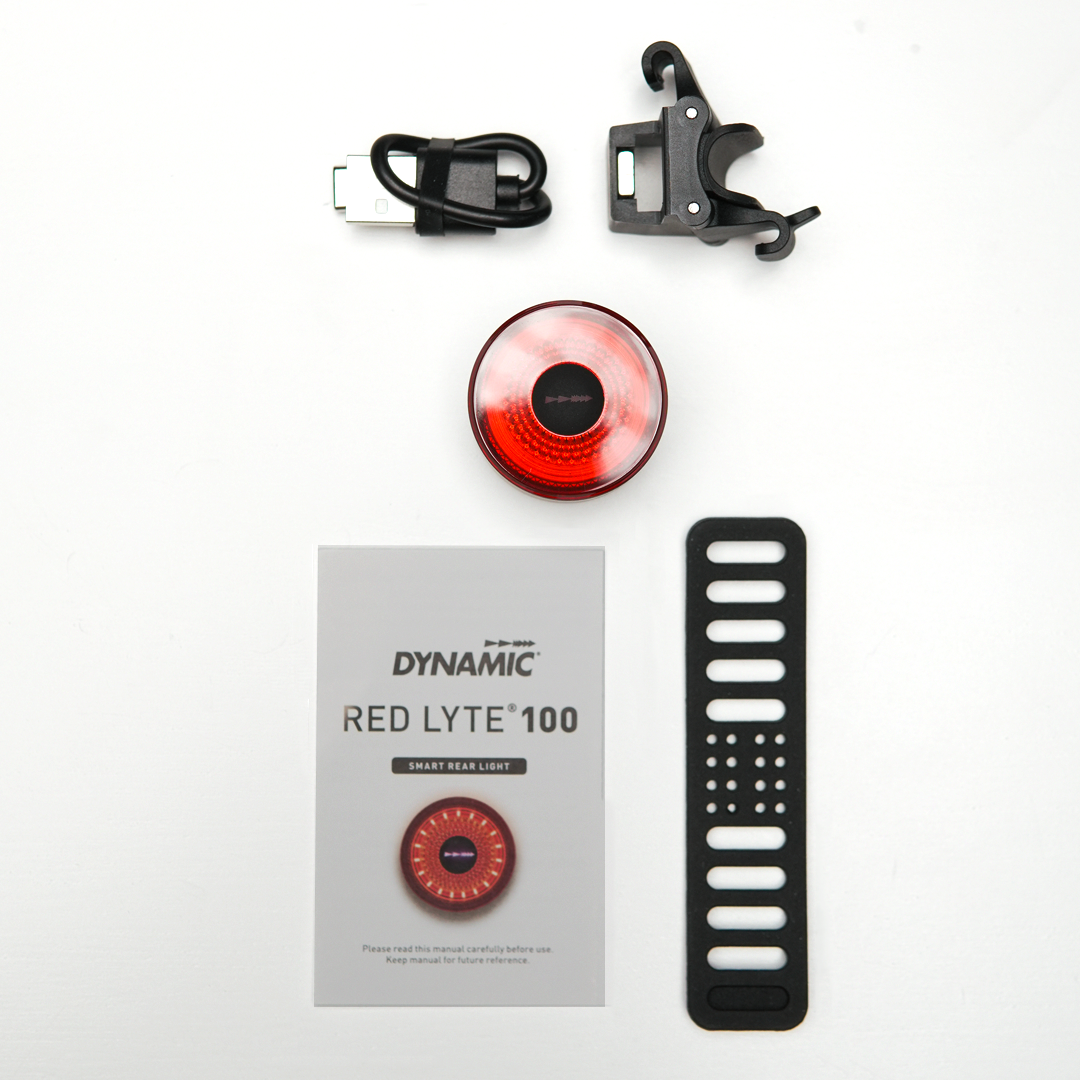 DYNAMIC RED LYTE 100 montada en una bicicleta