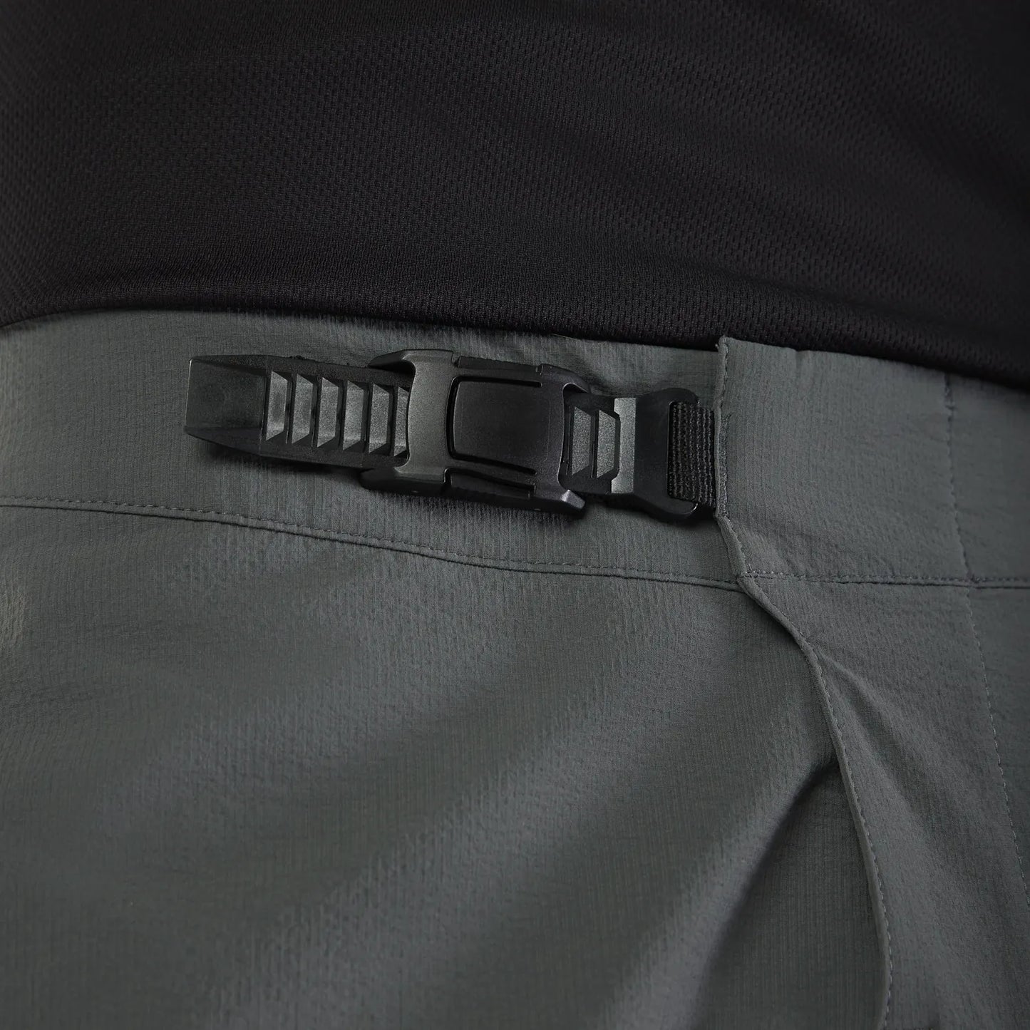 Pantalón Corto FOX RANGER con Inserción Gris Sombra Oscuro