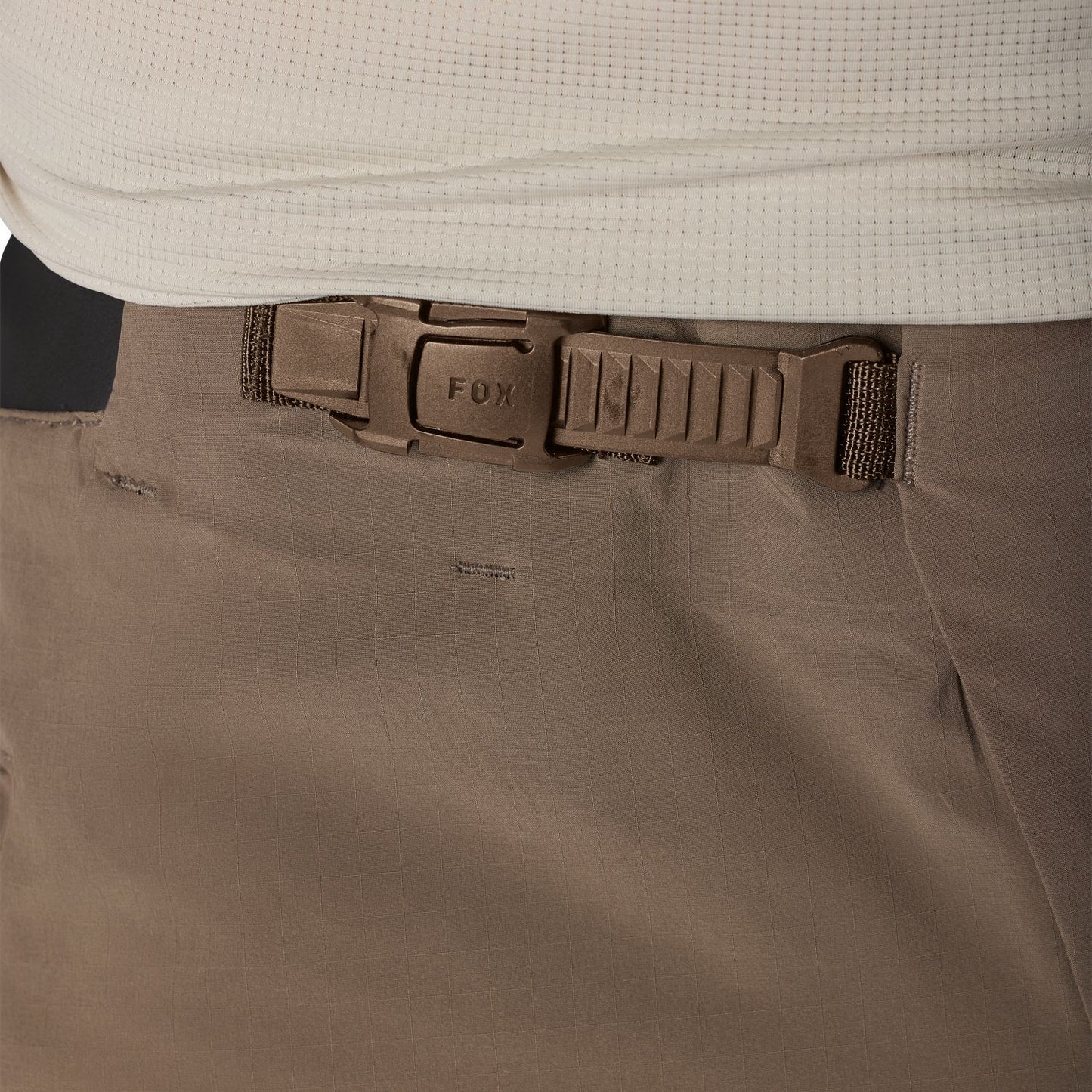 Pantalón FOX FLEXAIR Beige Nuez Moscada