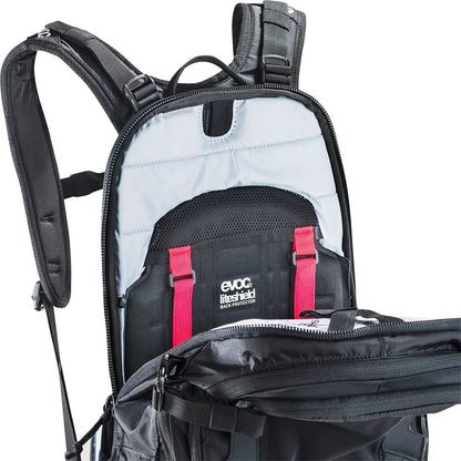 Mochila con Protección Dorsal Integrada EVOC PROTECTOR FR ENDURO BLACKLINE 16 Negro