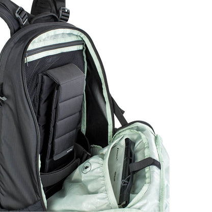 Mochila con Soporte Dorsal EVOC TRAIL E-RIDE 20L Negro