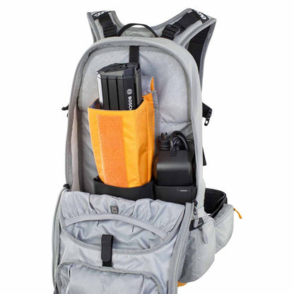 Mochila con Protección Dorsal EVOC FR ENDURO E-RIDE 16L Gris/Naranja