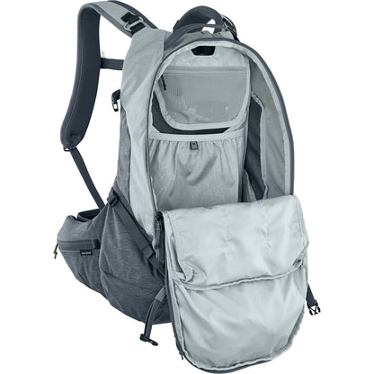 Mochila con Dorsal EVOC TRAIL PRO 26 Gris