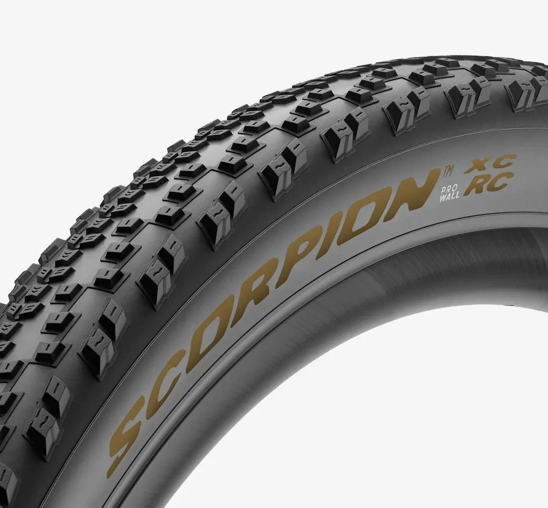 Neumático PIRELLI SCORPION XC RC 29x2.4 ProWall Tubeless Ready Blando Negro/Oro 4354000