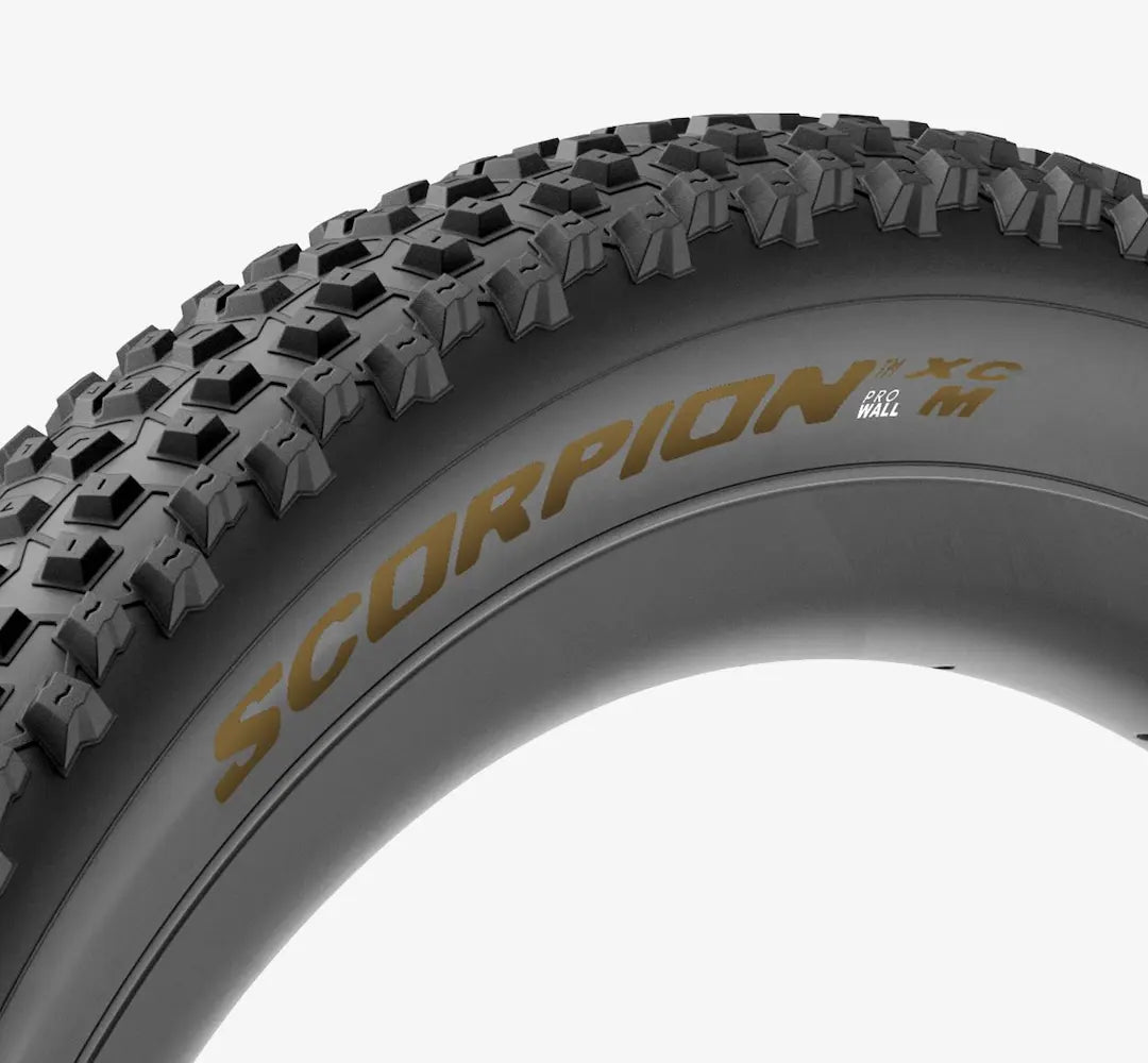 Neumático PIRELLI SCORPION XC M 29x2.4 ProWall Tubeless Ready Blando Negro/Oro 4354400