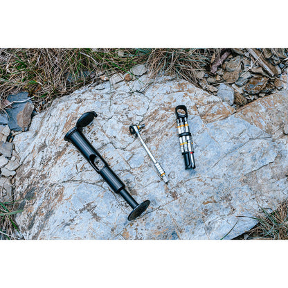 Multiherramienta Integrado Tubo de Horquilla 42 mm Cónico GRANITE DESIGN STASH RT (10 Herramientas) Negro