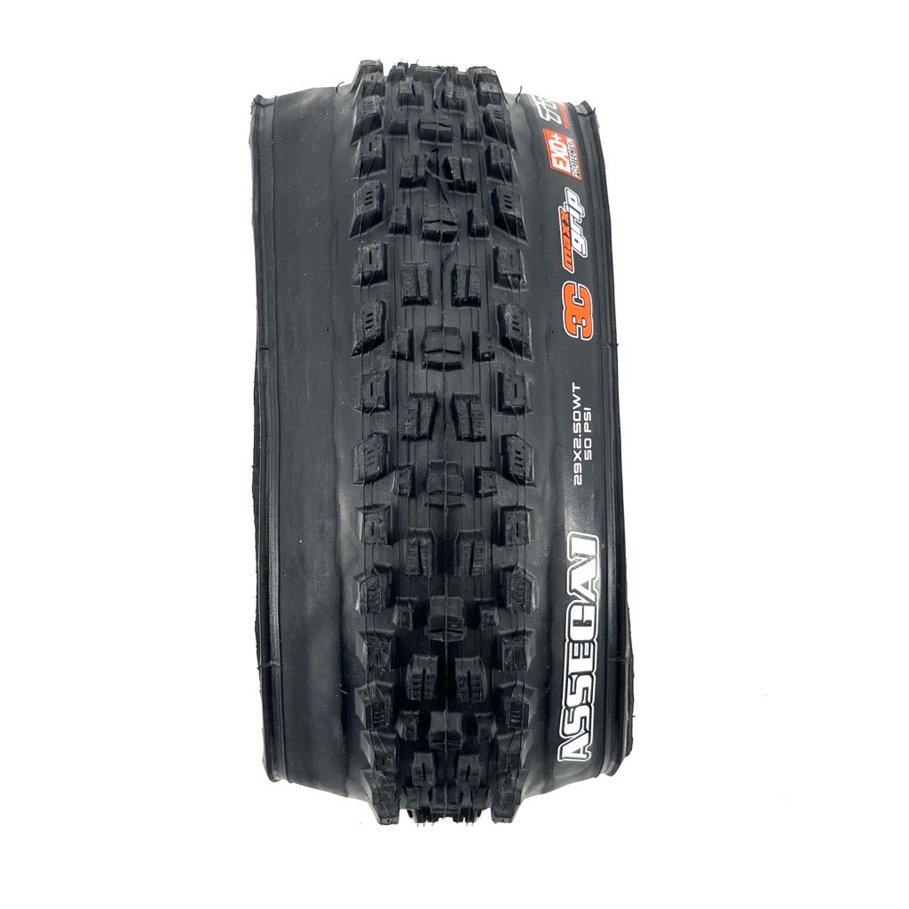 Neumático MAXXIS ASSEGAI 29x2.50 WT Exo+ 3C MaxxGrip Tubeless Ready Blando Negro