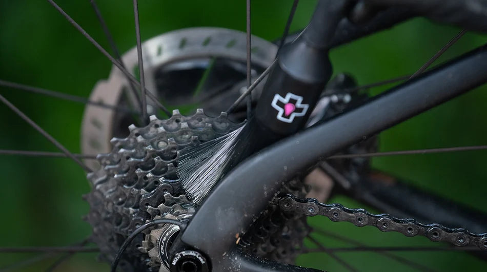 MUC-OFF DRIVETRAIN Cepillo de limpieza