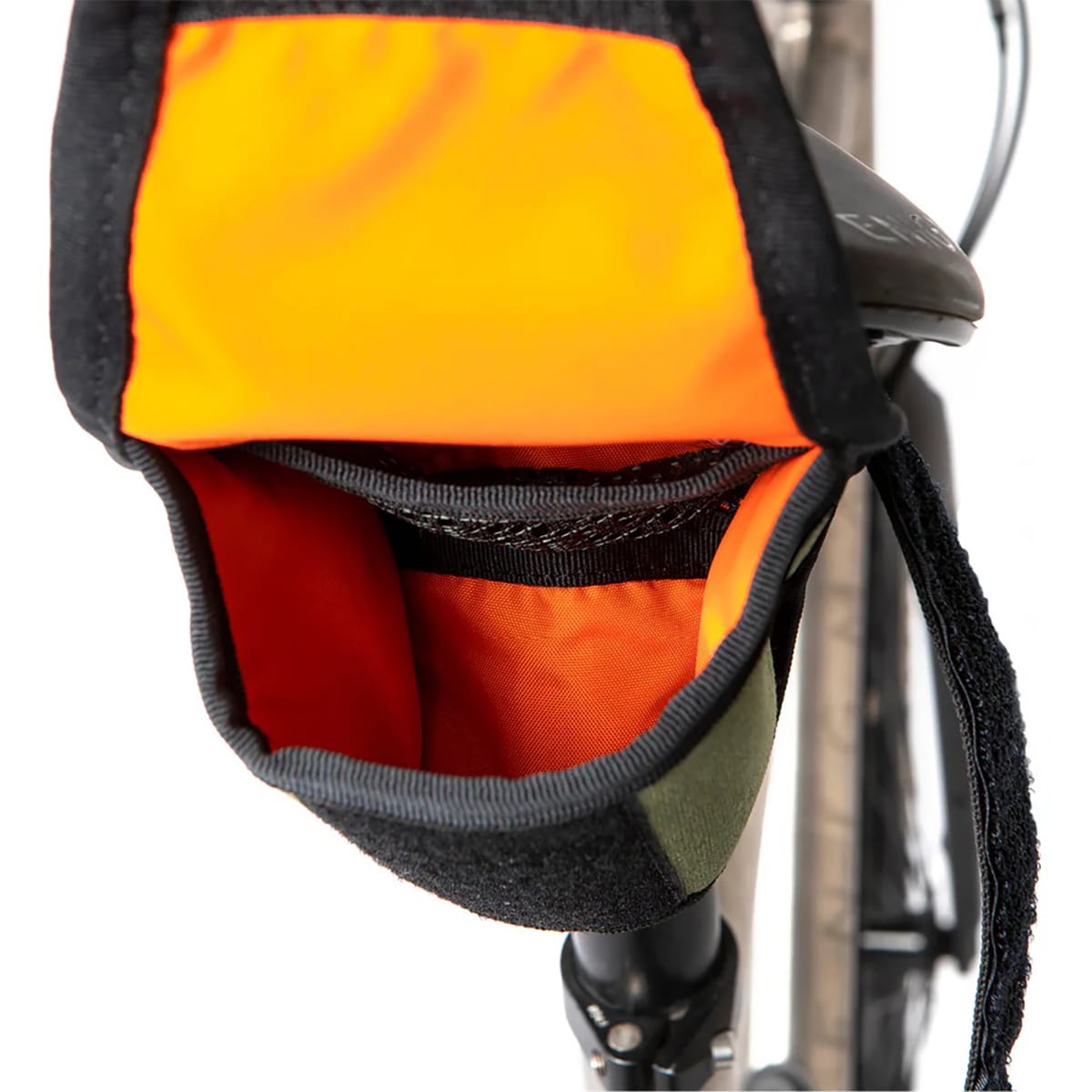 RESTRAP TOOL POUCH 0.6L Oliva Bolsa de sillín