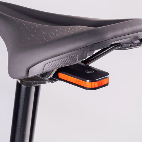 Iluminación trasera RAVEMEN CL01