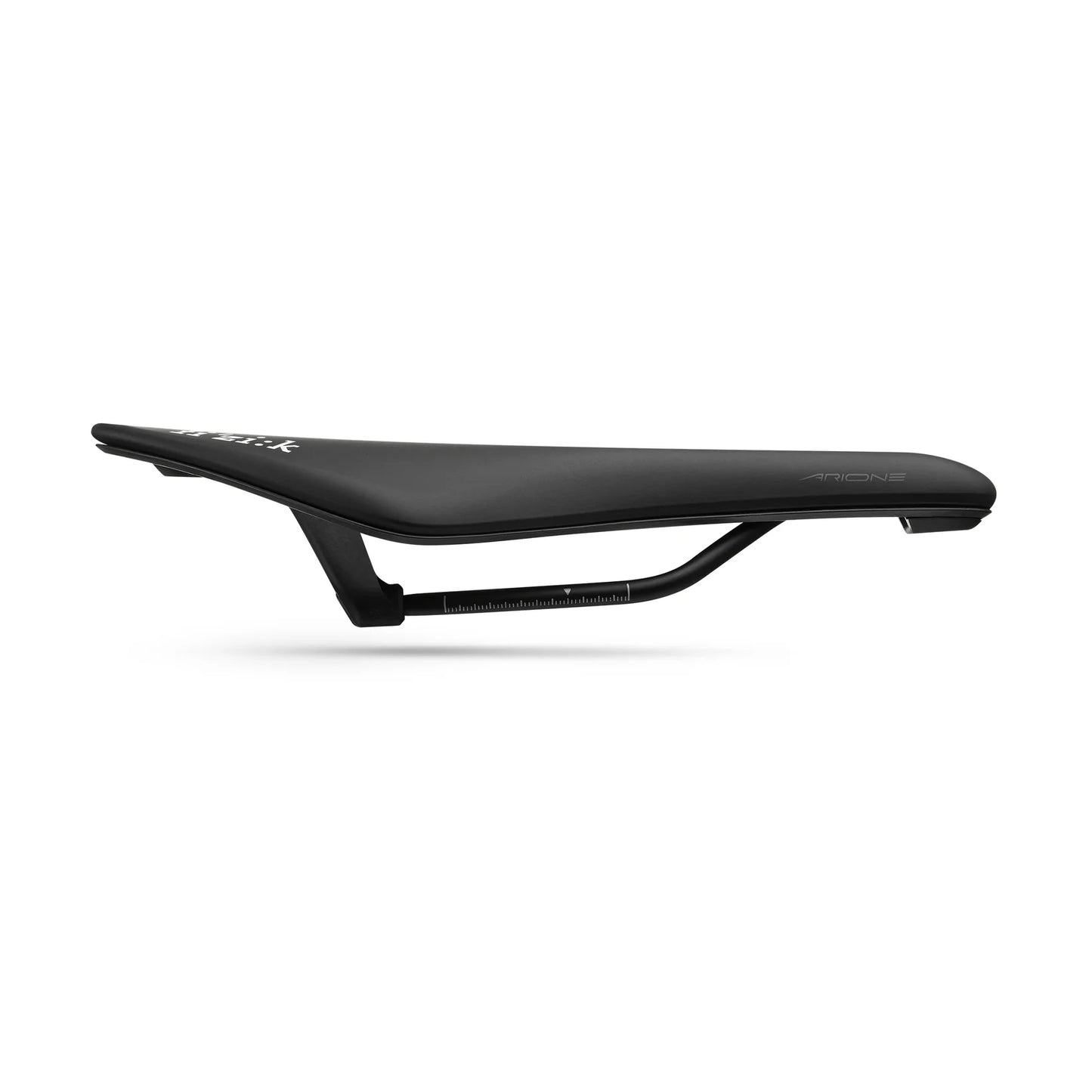 Sillín FIZIK VENTO ARIONE R5 145 mm Raíles Acero