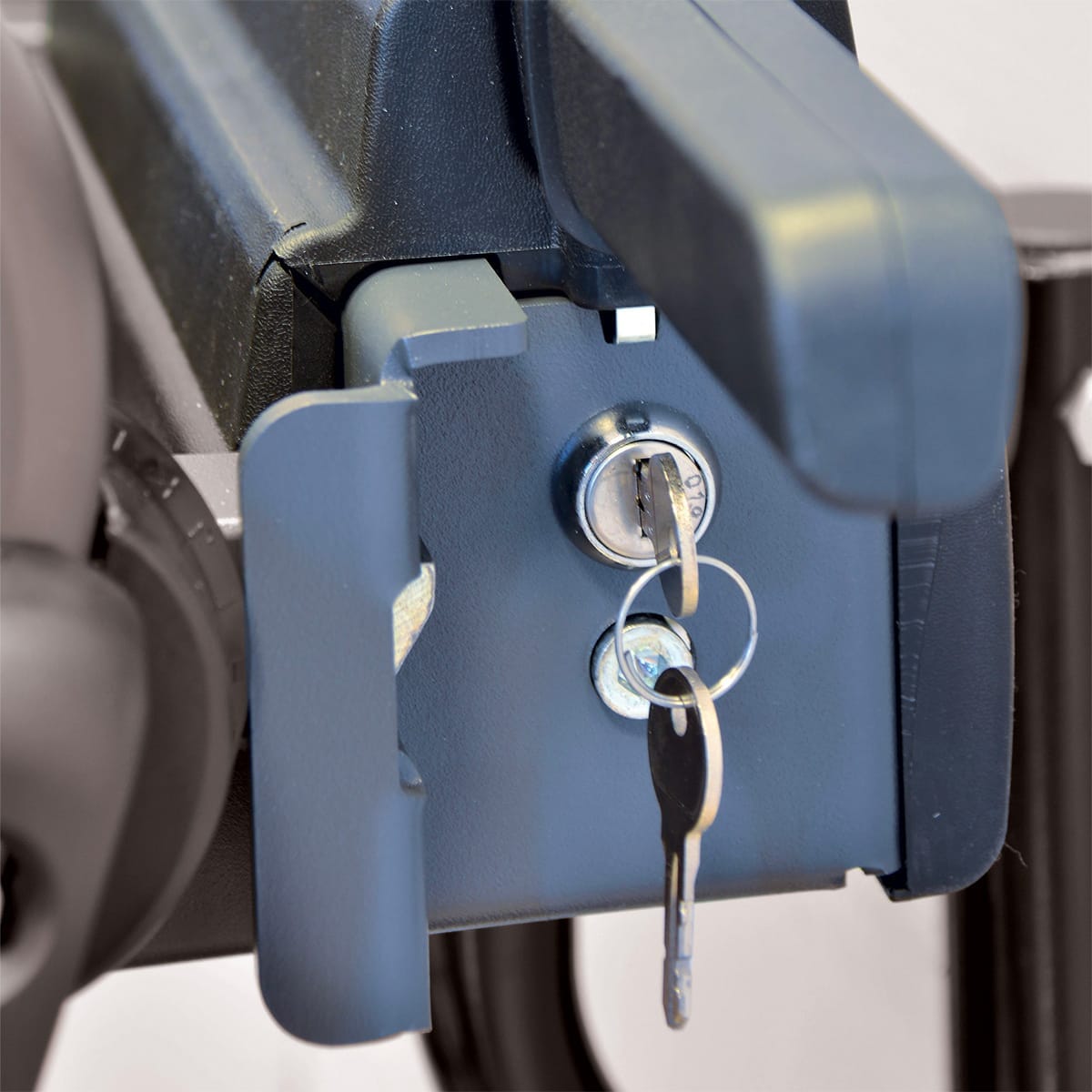 PERUZZO PURE INSTINCT 4 portabicicletas sobre enganche