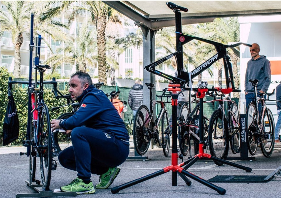 Stand del taller ELITE RACE FC