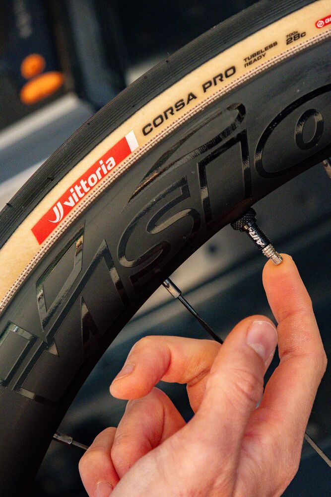 Espuma antipellizcos VITTORIA AIR-LINER LIGHT ROAD 700x28-30