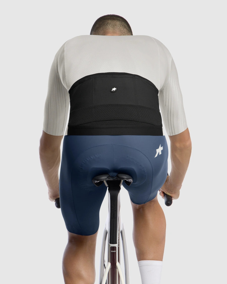 ASSOS EQUIPE RS S11 Maillot de manga corta Leche de almendra