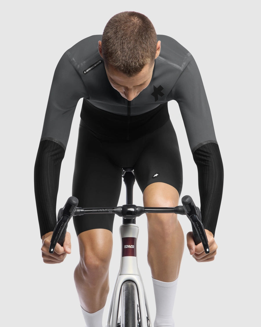 Chaqueta ASSOS EQUIPE RS ALLEYCAT S11 Gris