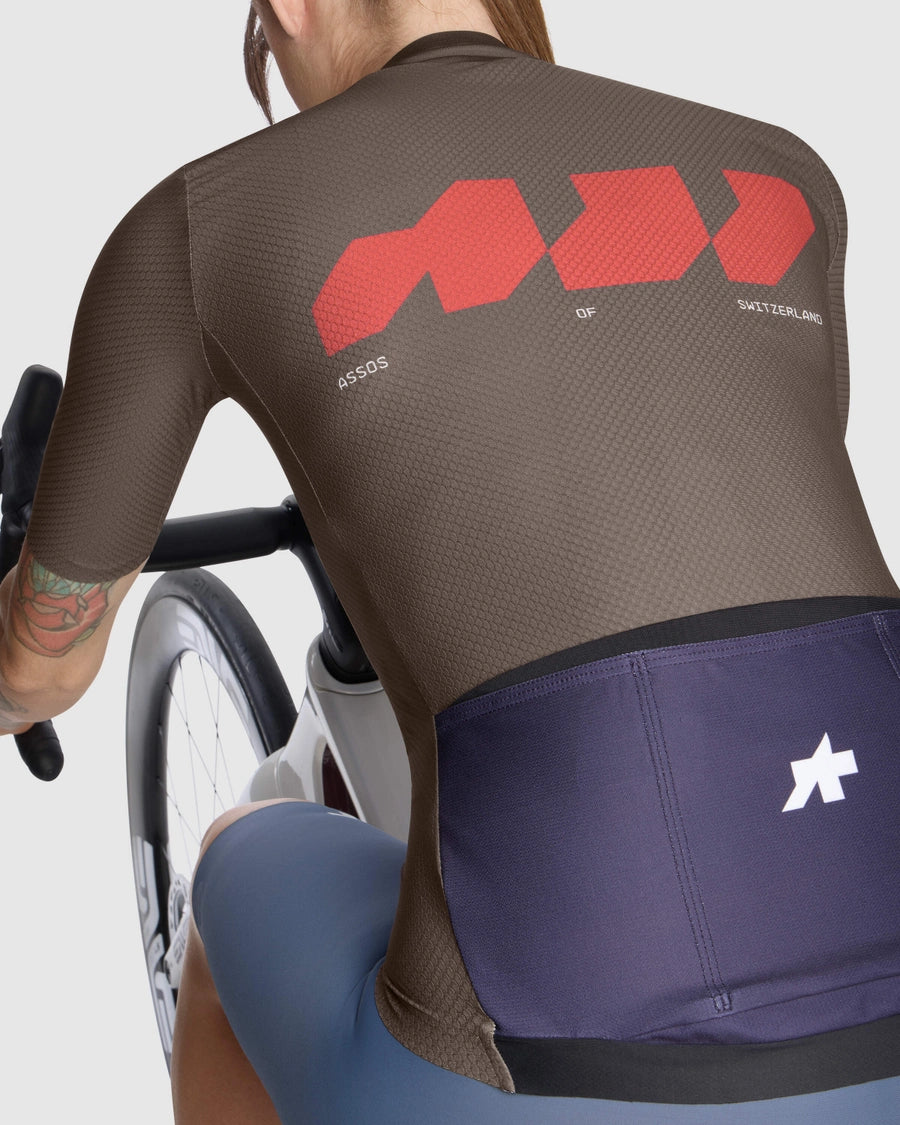 ASSOS DYORA R S11 We are the A Maillot marrón de manga larga para mujer