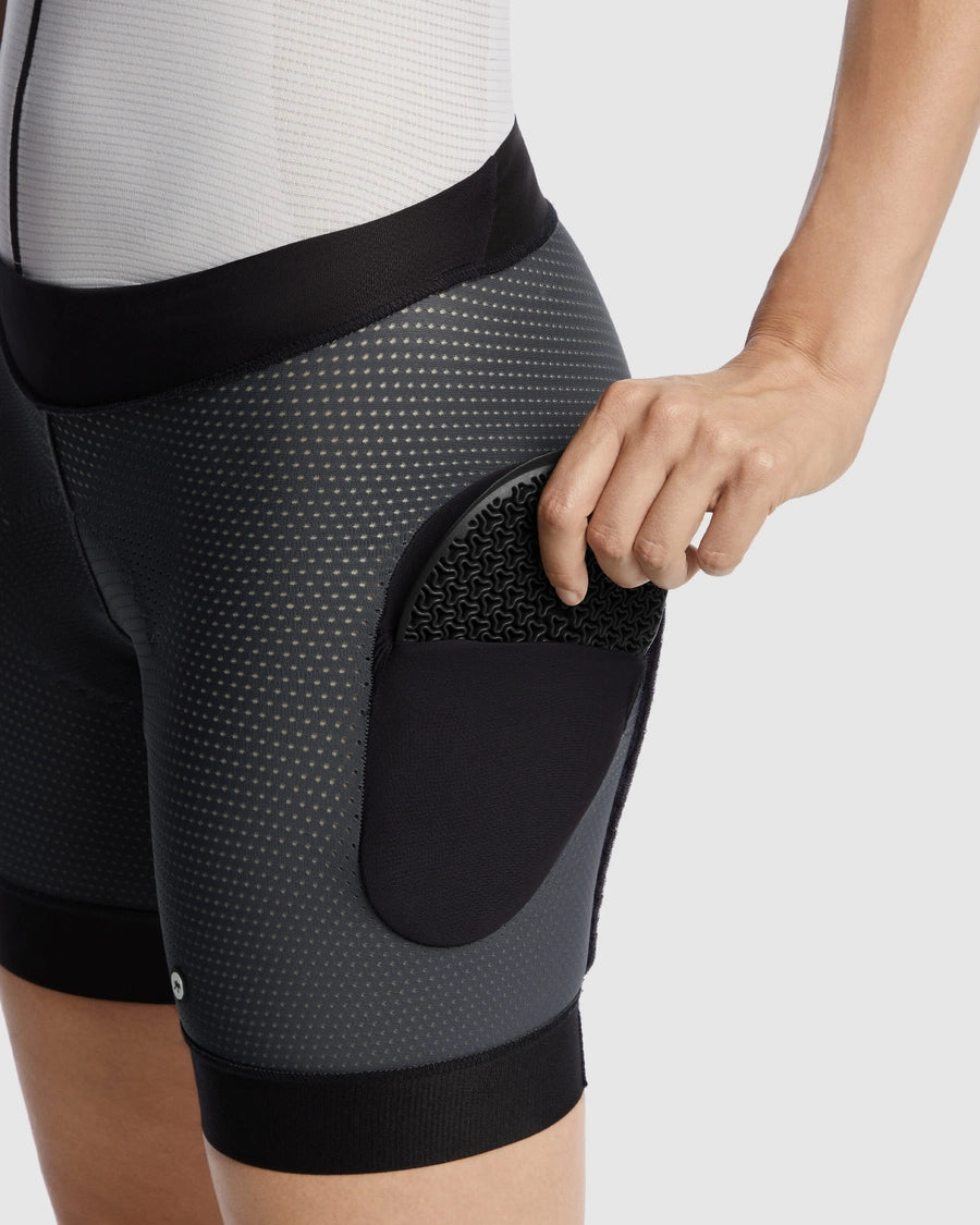 Pantalón Corto ASSOS TRAIL TACTICA HP T3 Mujer Gris