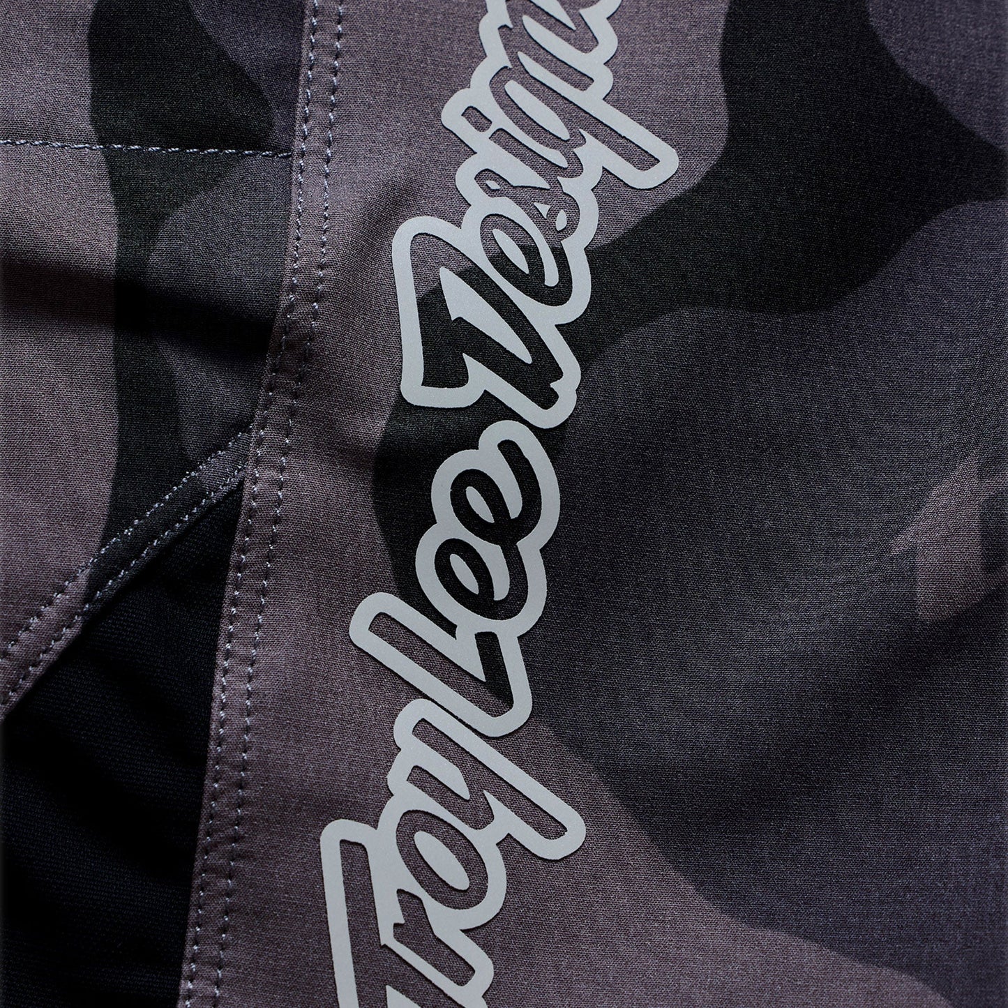 TROY LEE DESIGNS SKYLINE PRO FLOW CAMO Carbono Pantalón Corto con Forro BN3TH