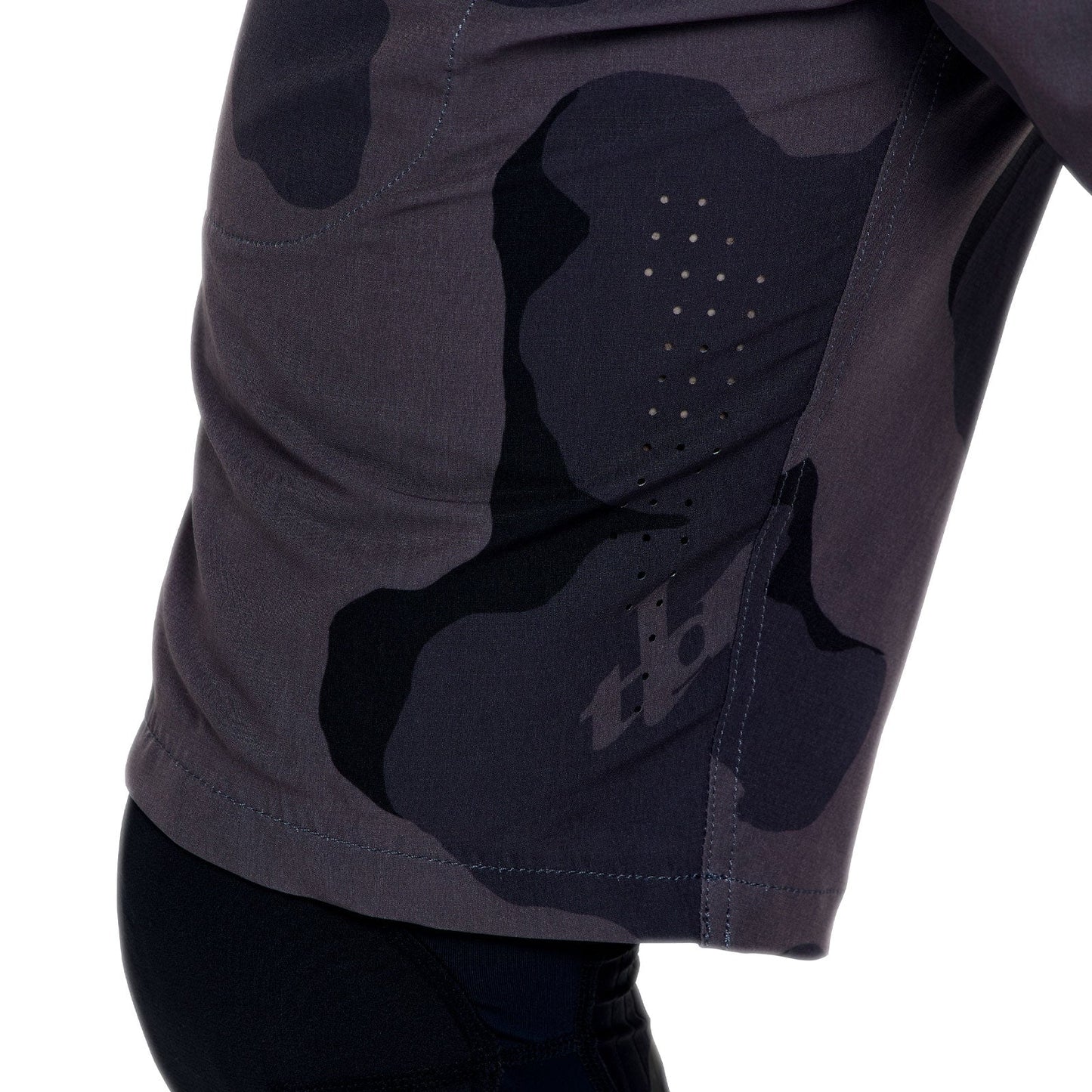 TROY LEE DESIGNS SKYLINE PRO FLOW CAMO Carbono Pantalón Corto con Forro BN3TH