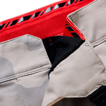 Pantalón TROY LEE DESIGNS SKYLINE PRO FLOW CAMO Pumice