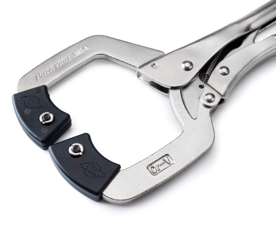Primer plano de las mordazas de la Park Tool BMT-1