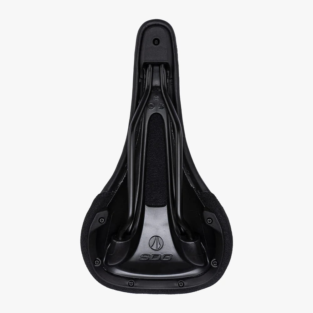 Sillín SDG BEL-AIR V3 MAX con raíles Lux-Alloy, marrón con pespuntes