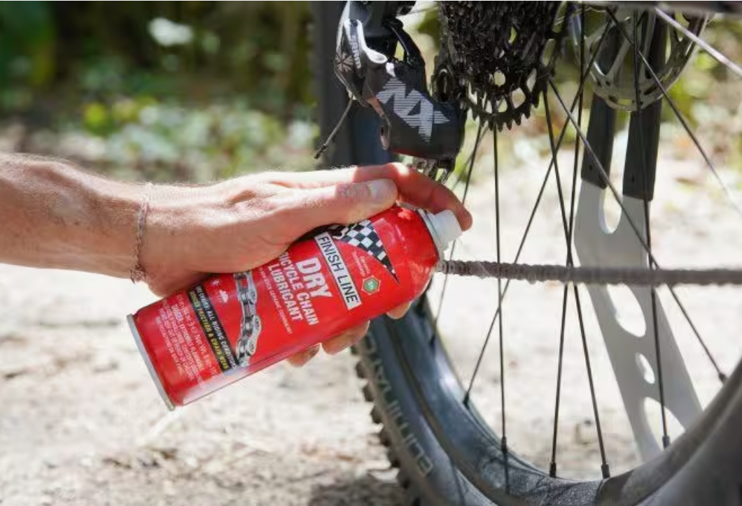 Lubricante seco Finish Line Dry Lube (Teflon) Todas las Condiciones – Aerosol 244ml