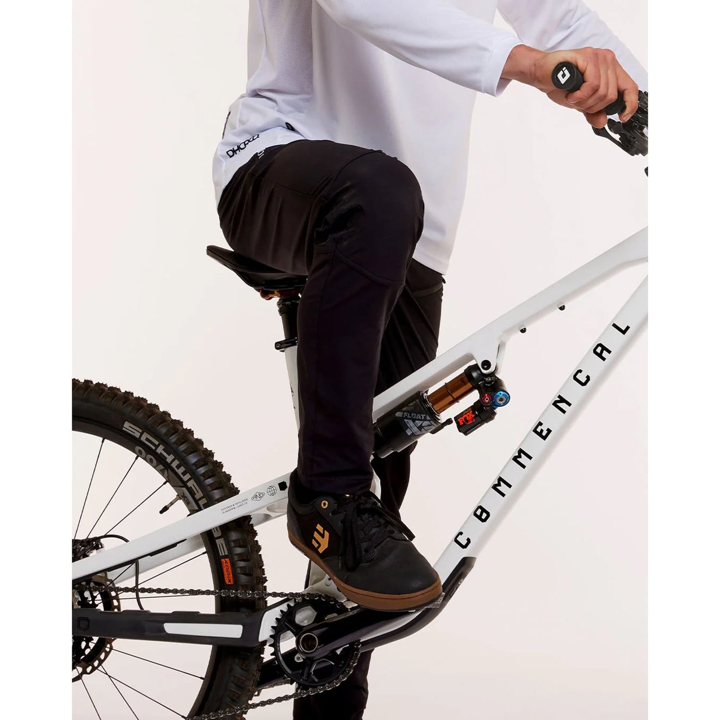 Pantalón DHARCO GRAVITY Negro