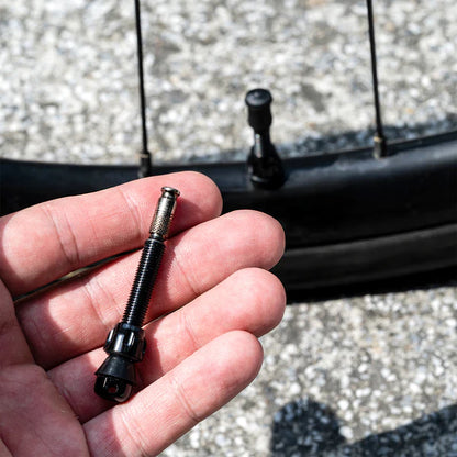 Pack de 2 Válvulas Tubeless LEZYNE CLIK TLR PRO 44mm