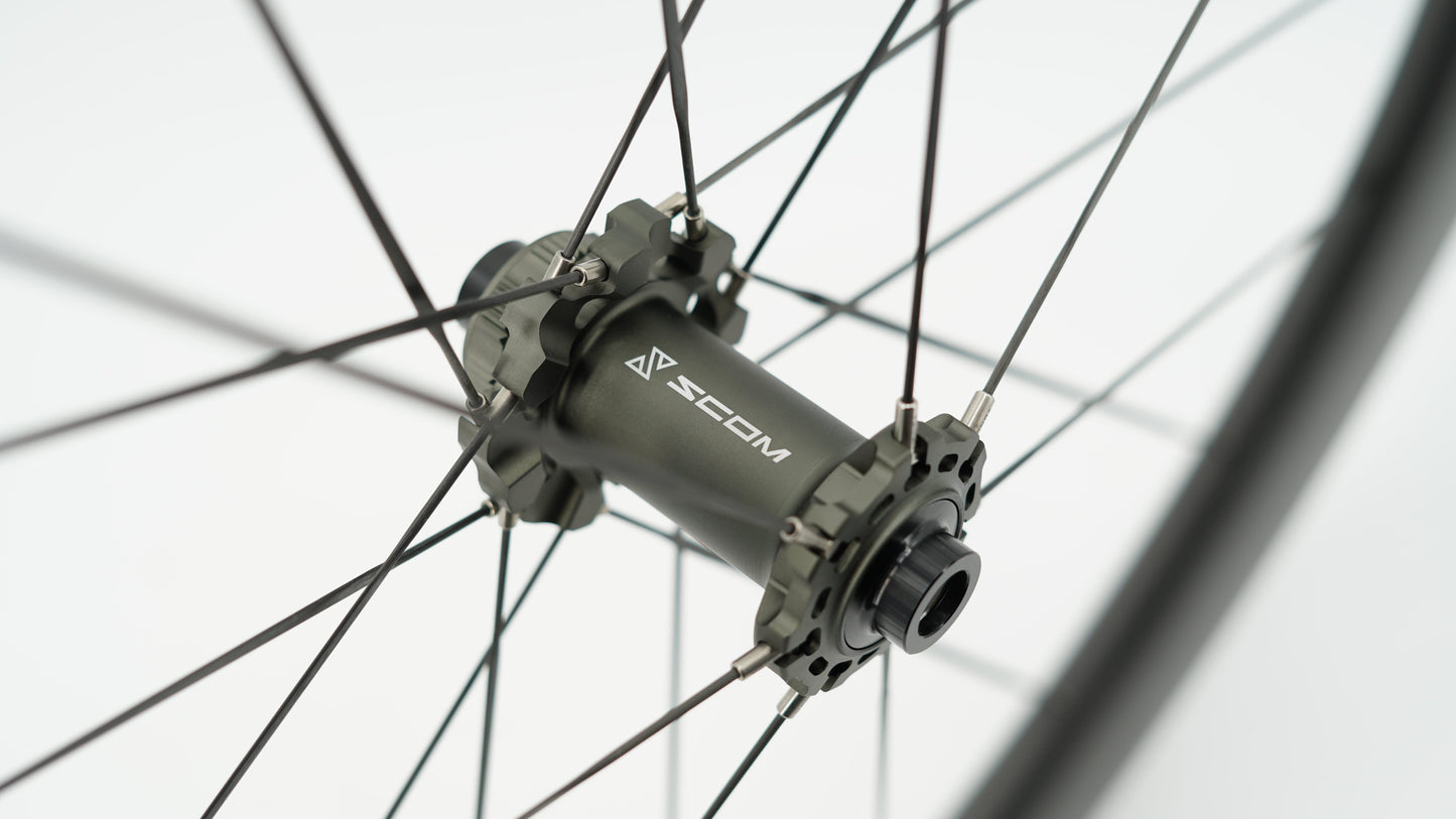 Par de ruedas SCOM ULTRA + Tubeless Ready (Center Lock)