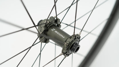 Par de Ruedas SCOM ULTRA+ 50 Tubeless Ready (Center Lock)