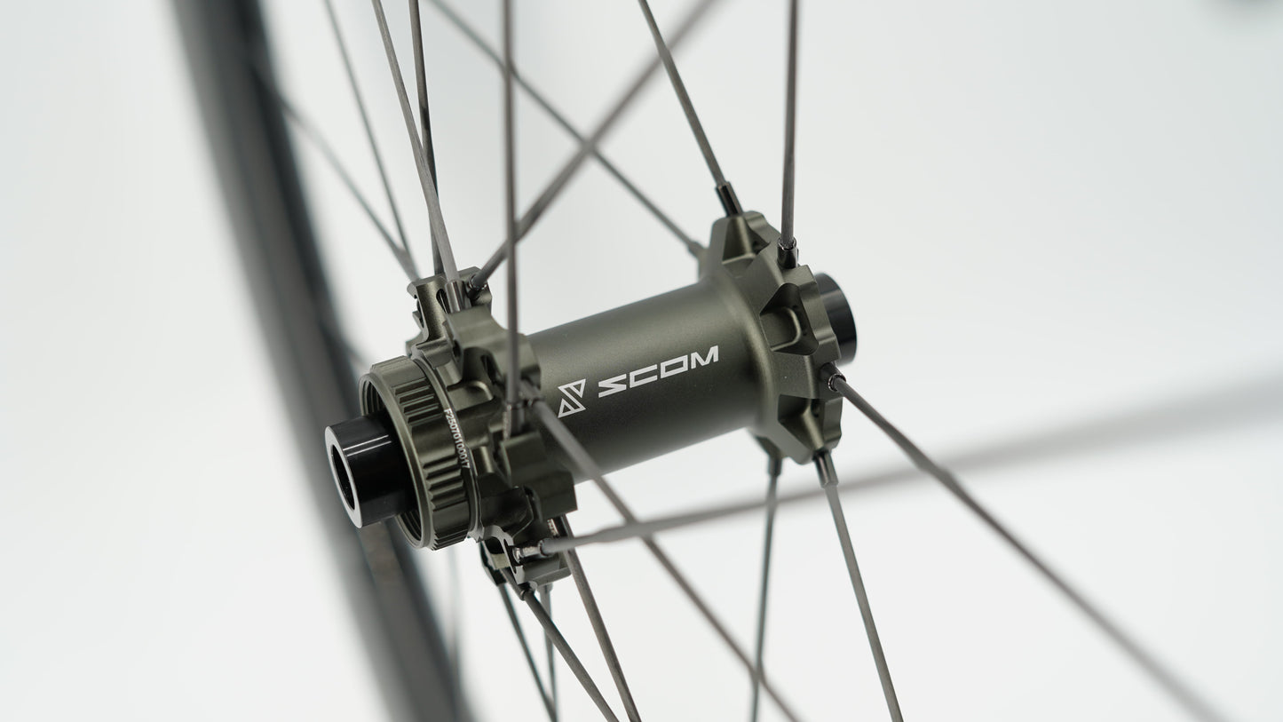 Pares de ruedas SCOM ULTRA 50 Tubeless Ready (Center Lock)