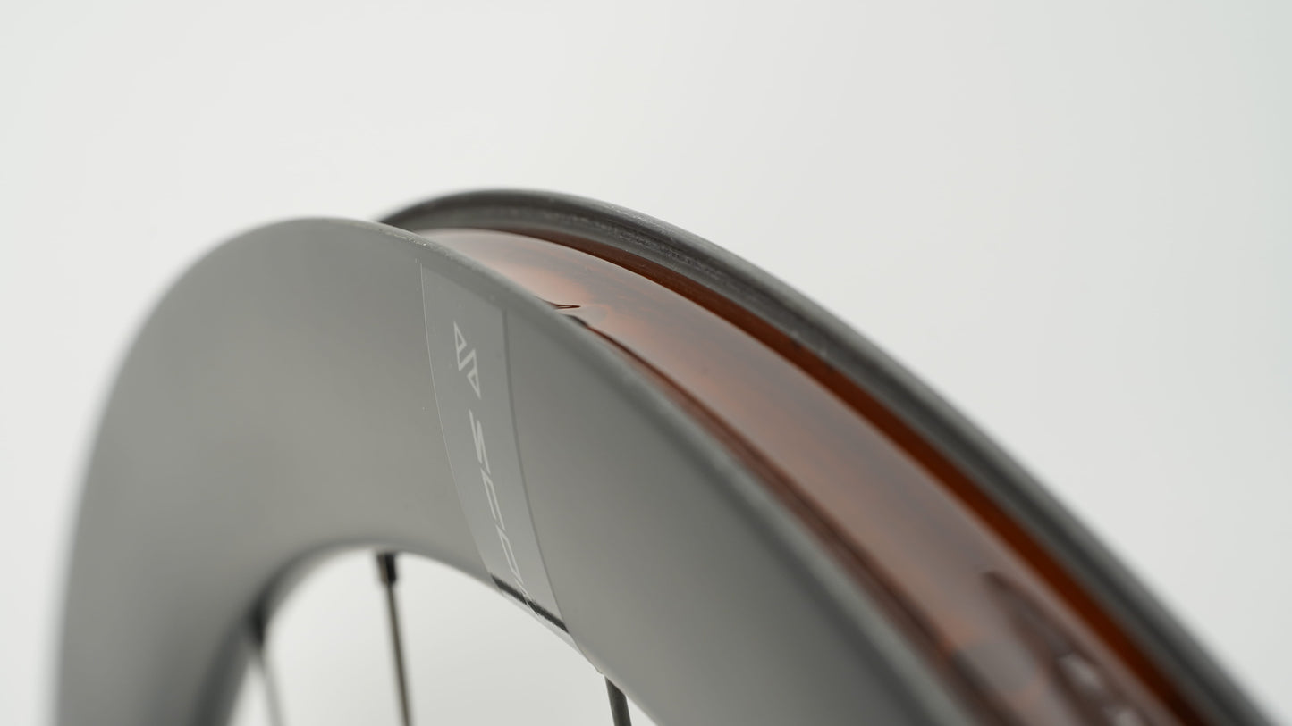 Pares de ruedas SCOM ULTRA 50 Tubeless Ready (Center Lock)