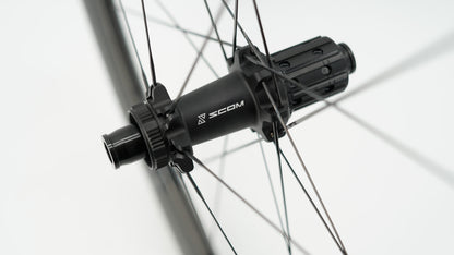 Par de Ruedas SCOM EVO 50 Tubeless Ready (Center Lock)