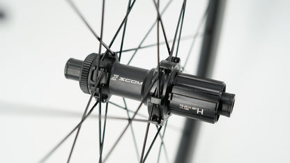 Par de Ruedas SCOM CORSA 60 Tubeless Ready (Center Lock)