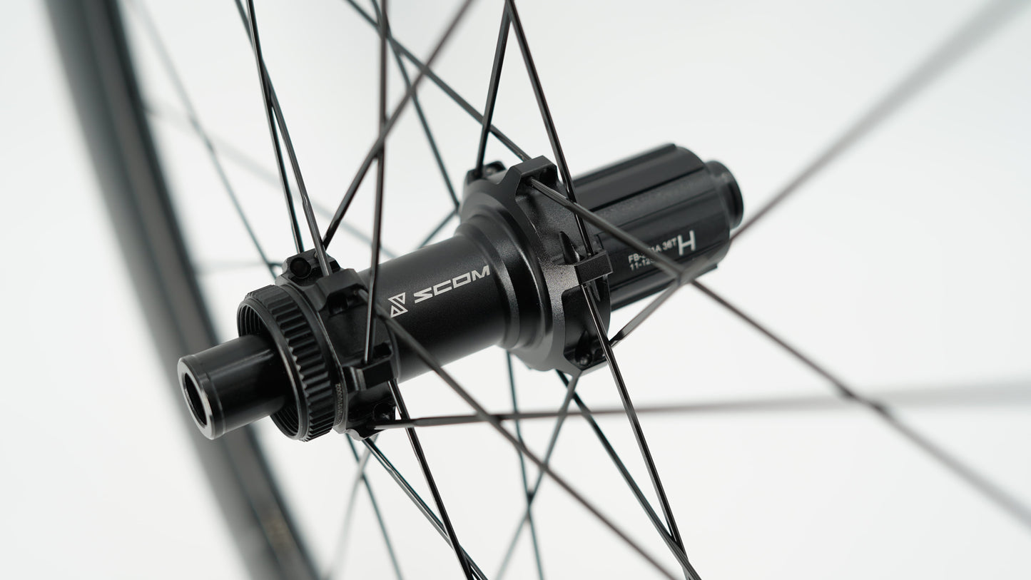 Par de ruedas SCOM CORSA 60 Tubeless Ready (Center Lock)