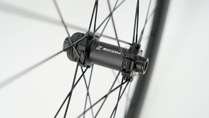 Par de Ruedas SCOM CORSA 45 Tubeless Ready (Center Lock)