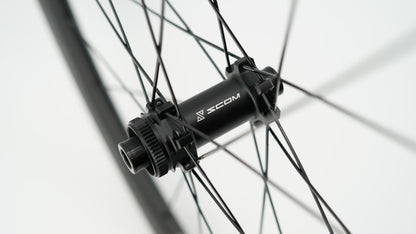 Par de Ruedas SCOM CORSA 45 Tubeless Ready (Center Lock)