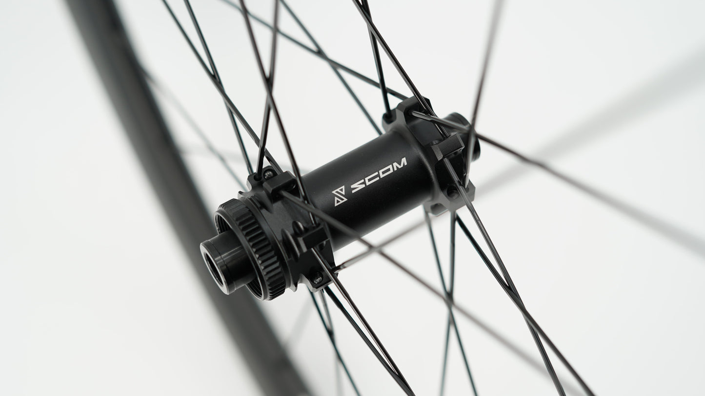 Par de ruedas SCOM CORSA 60 Tubeless Ready (Center Lock)