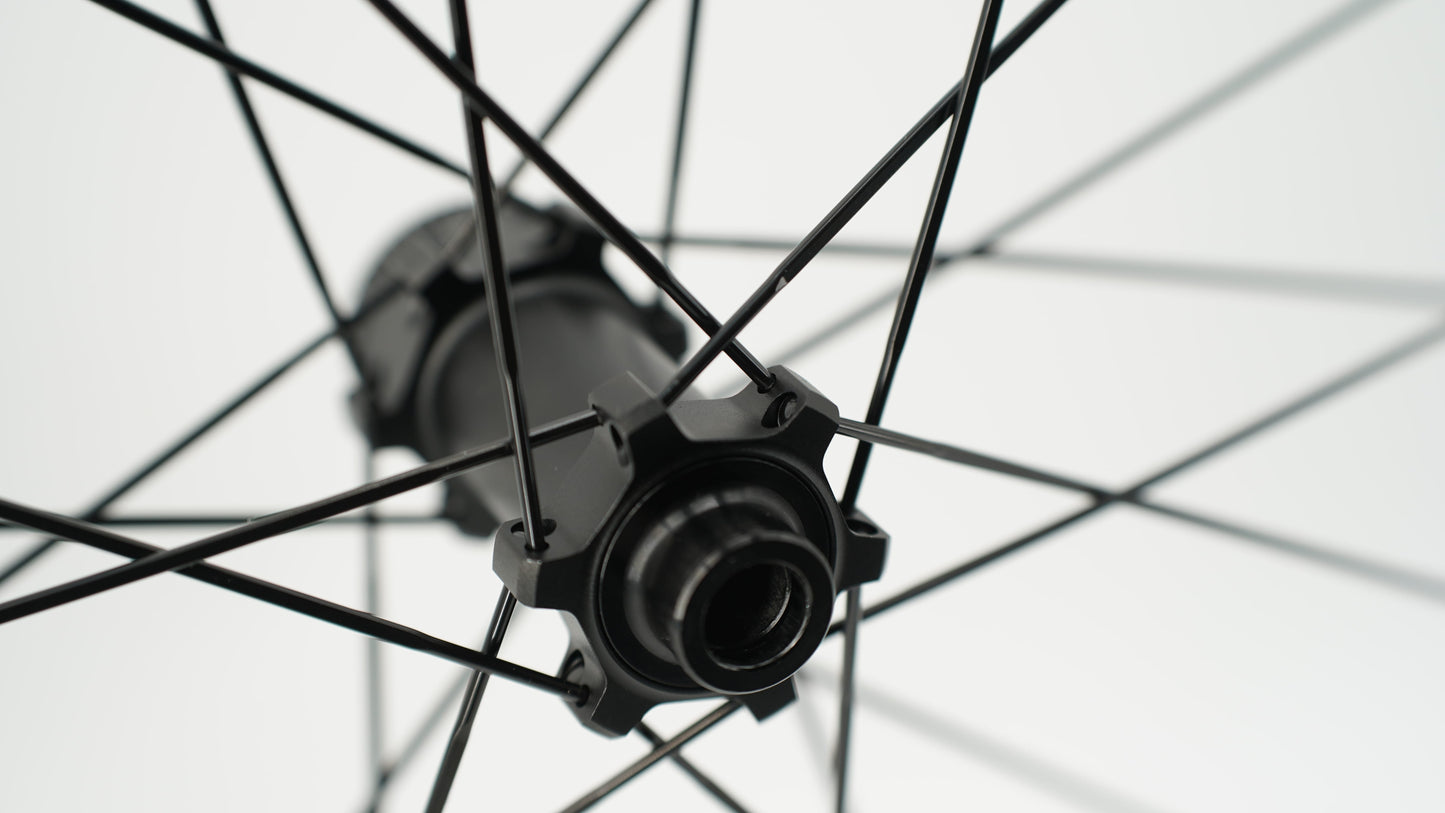 Par de ruedas SCOM CORSA 60 Tubeless Ready (Center Lock)