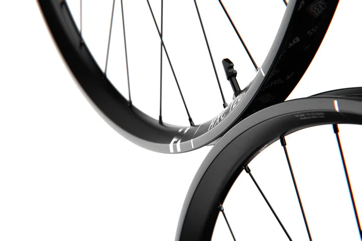 Rueda trasera DT SWISS HXC 1200 SPLINE 29" 30 mm 12x148 mm