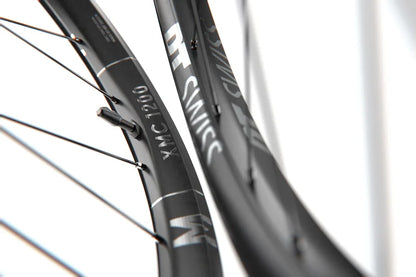 Rueda Delantera DT SWISS XMC 1200 SPLINE 30 mm 27.5" 15x110 mm